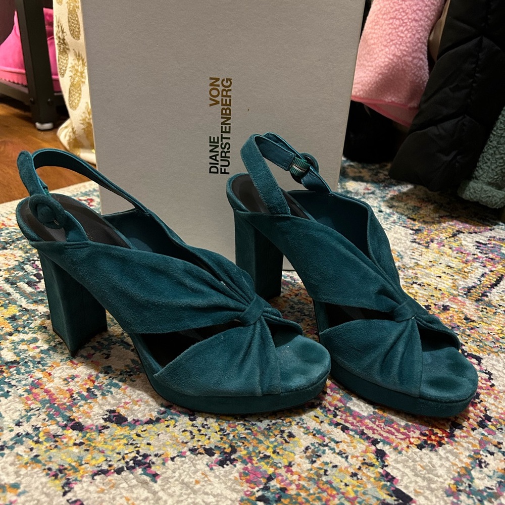 Diane von furstenberg dress sandal